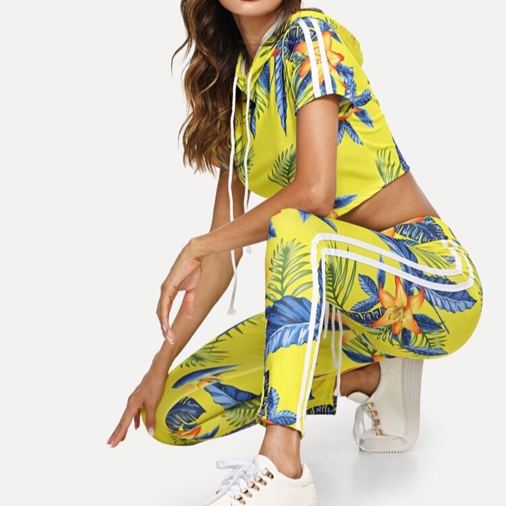 Super Cute Comfy Floral Jogger Set